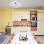 Tatil Evi Porto Corallo Frontemare *