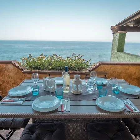 Porto Corallo Frontemare